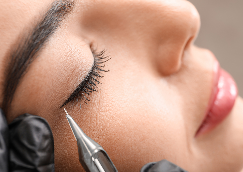 Lèvres et eye liner exemple 2